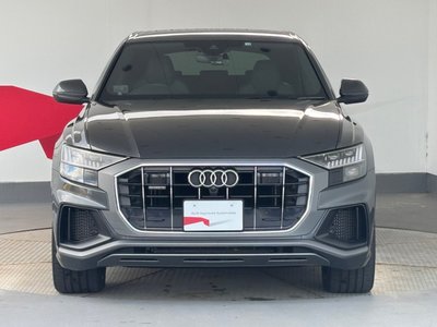 AUDI Q8 - 4