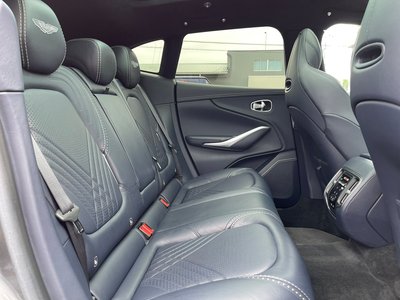 صورة مصغرة 31 لـ 2021 Aston Martin DBX