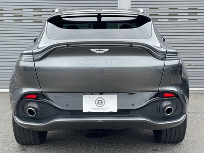 صورة 10 لـ 2021 Aston Martin DBX