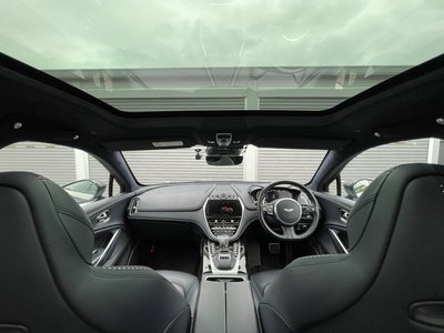 صورة مصغرة 33 لـ 2021 Aston Martin DBX