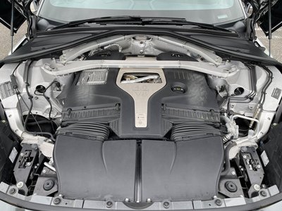 صورة مصغرة 17 لـ 2021 Aston Martin DBX
