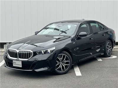 BMW 5 SERIES - 1
