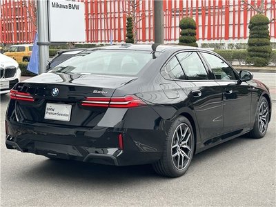 BMW 5 SERIES - 8