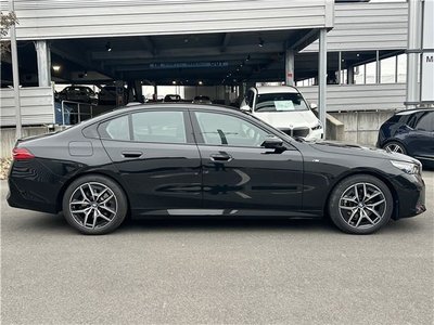 BMW 5 SERIES - 9