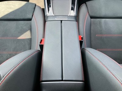 2025 Mercedes-BENZ GLA 缩略图 34