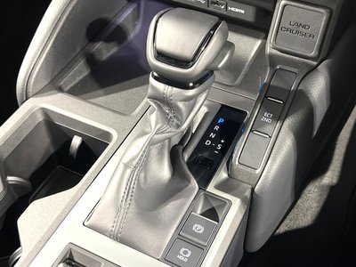 2024 Toyota LAND CRUISER 250 — миниатюра 26