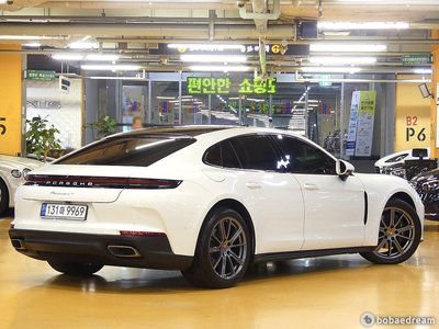 صورة 4 لـ 2024 Porsche PANAMERA