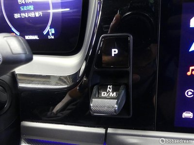 صورة 9 لـ 2024 Porsche PANAMERA