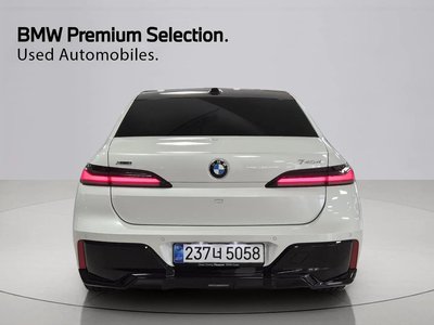 2026 BMW 7 SERIES photo 3