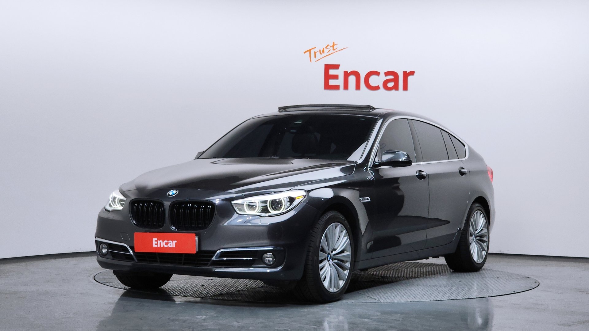 BMW 5 SERIES GT - View 1