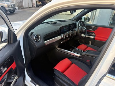صورة مصغرة 28 لـ 2025 Mercedes-BENZ GLB AMG
