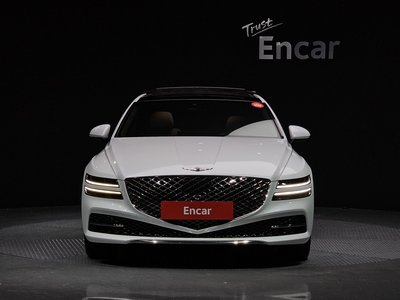 GENESIS G80 (RG3) - 2