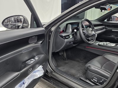 صورة 10 لـ 2022 Genesis G90 (RS4)