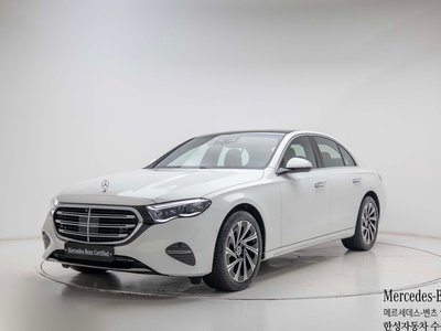 MERCEDES-BENZ E-CLASS - 1