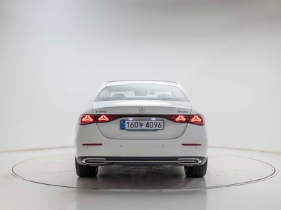 MERCEDES-BENZ E-CLASS - 3