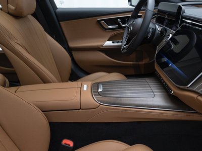 MERCEDES-BENZ E-CLASS - 9