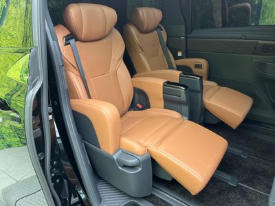TOYOTA VELLFIRE - 9