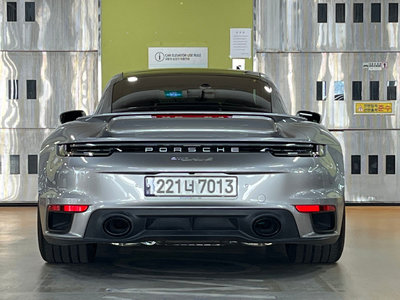 2023 Porsche 911 — фото 3