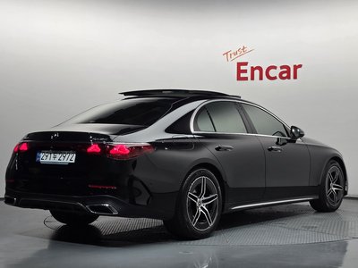 صورة 3 لـ 2024 Mercedes-BENZ E-CLASS