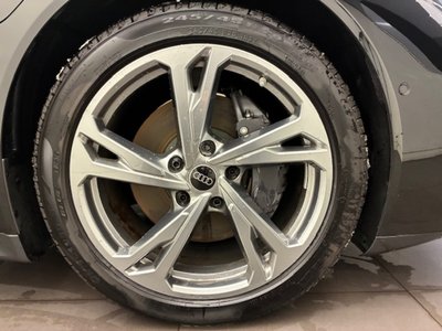 AUDI E-TRON GT QUATTRO - 8