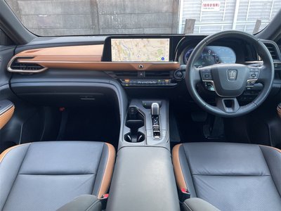 TOYOTA CROWN CROSSOVER - 2