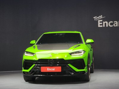 LAMBORGHINI URUS - 2