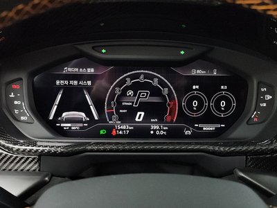 LAMBORGHINI URUS - 8