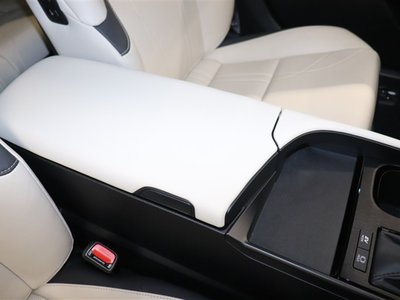 صورة مصغرة 38 لـ 2024 Lexus ES