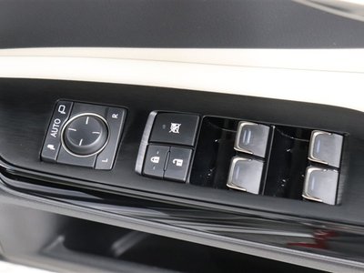 صورة مصغرة 41 لـ 2024 Lexus ES