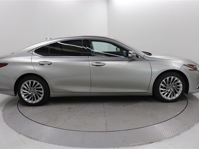 صورة مصغرة 19 لـ 2024 Lexus ES