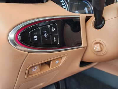 2022 Genesis GV70 — миниатюра 16