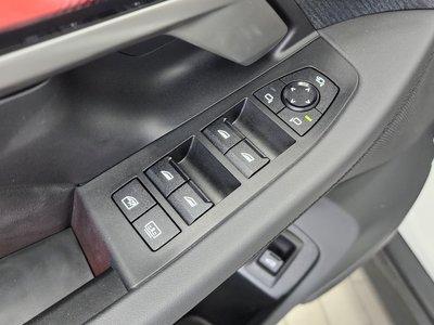 2025 BMW 5 SERIES — миниатюра 27