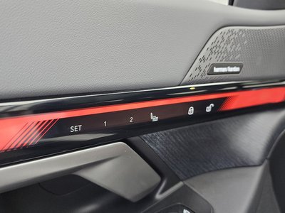 2025 BMW 5 SERIES — миниатюра 28