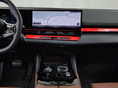 2025 BMW 5 SERIES — миниатюра 20