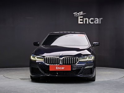 2023 BMW 5 SERIES 照片 2
