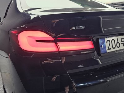 2023 BMW 5 SERIES 照片 10
