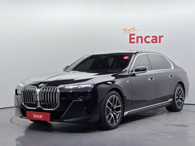 BMW 7 SERIES - 1