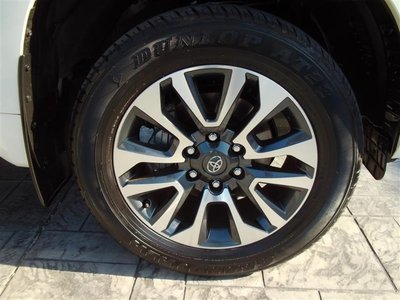 TOYOTA LAND CRUISER PRADO - 7