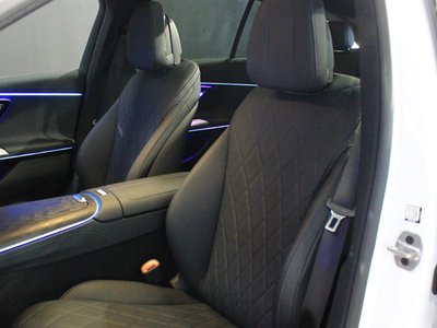 صورة 3 لـ 2025 Mercedes-BENZ E-CLASS