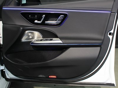صورة مصغرة 41 لـ 2025 Mercedes-BENZ E-CLASS