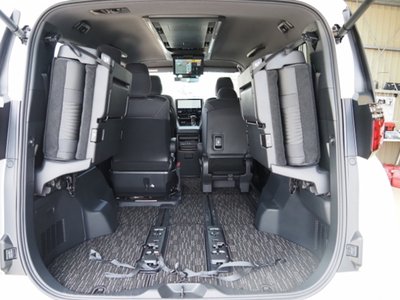 2023 Toyota ALPHARD — миниатюра 34