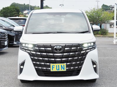 2023 Toyota ALPHARD — фото 2