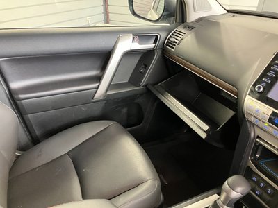 صورة مصغرة 46 لـ 2023 Toyota LAND CRUISER PRADO