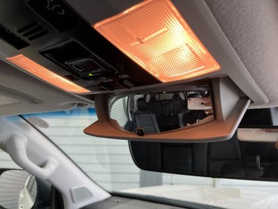 صورة مصغرة 36 لـ 2023 Toyota LAND CRUISER PRADO