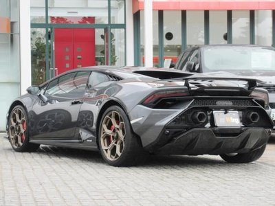 LAMBORGHINI HURACAN - 7