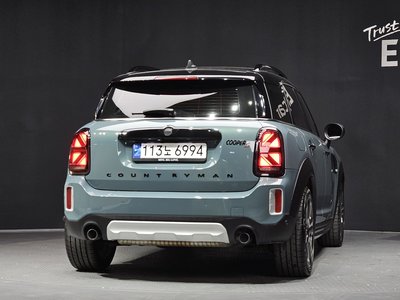 MINI COUNTRYMAN - 3