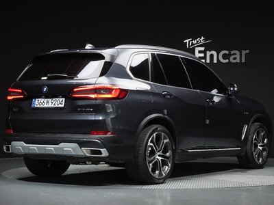 2022 BMW X5 photo 3