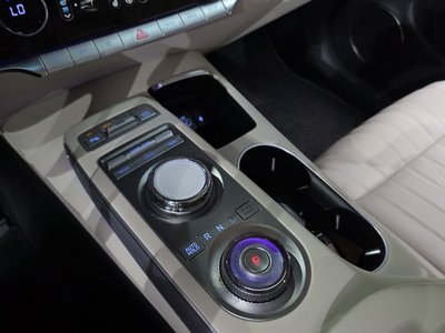 2021 Genesis GV70 — миниатюра 12