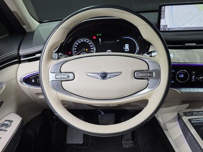 2021 Genesis GV70 — миниатюра 19