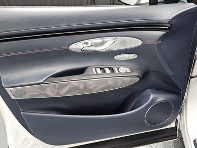 2021 Genesis GV70 — миниатюра 14